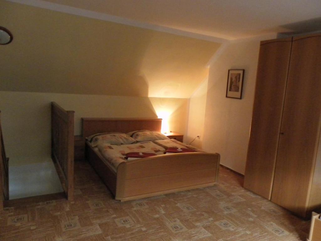 U Kralovny Dagmar Otel Karlštejn Oda fotoğraf